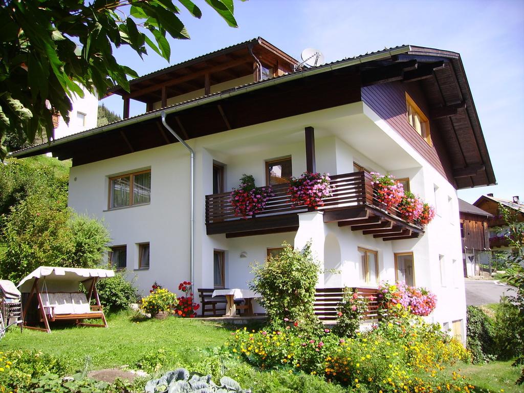 Haus Tasser San Lorenzo di Sebato Exterior foto